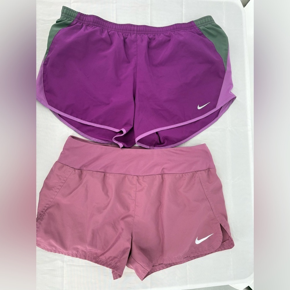 Nike & North Face Athletic Shorts 4 Pieces Bundle - Picture 2 of 14